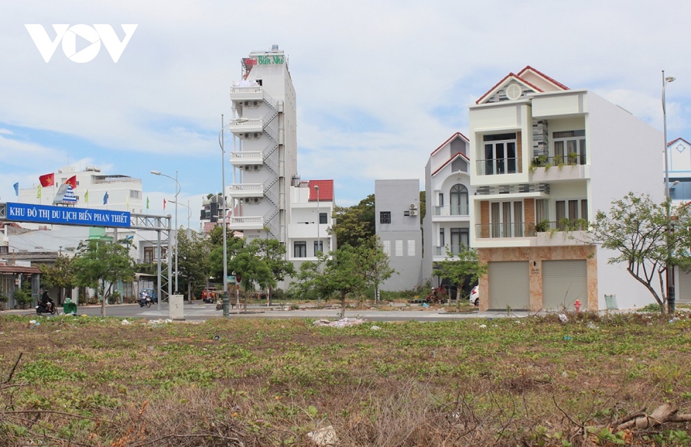 Rà soát tài sản 30 cá nhân liên quan vụ án tại Khu đô thị du lịch biển Phan Thiết - Ảnh 1.