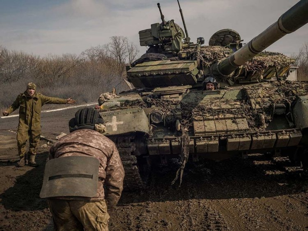 Nguy hiểm Ukraine phải đối mặt khi chuyển từ thế phòng thủ sang tấn công - Ảnh 1.