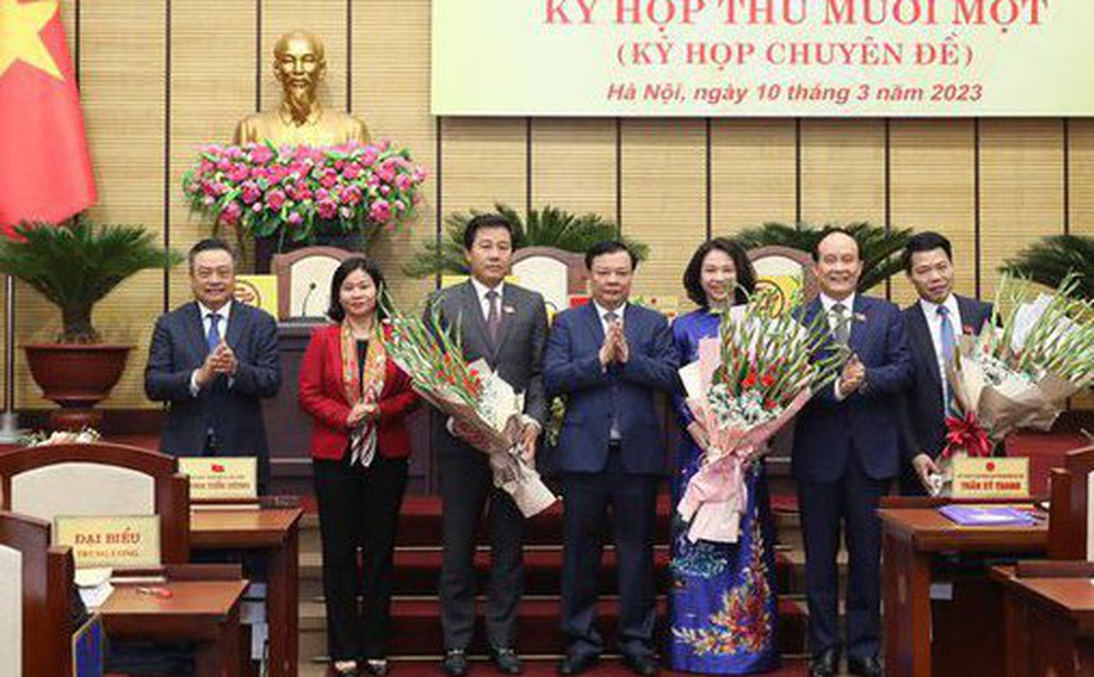 Thủ tướng phê chuẩn kết quả bầu, bãi nhiệm Phó Chủ tịch UBND TP Hà Nội