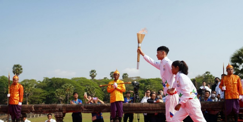 Thiêng liêng nghi lễ xin lửa và rước đuốc  SEA Games 32 tại Campuchia - Ảnh 11.