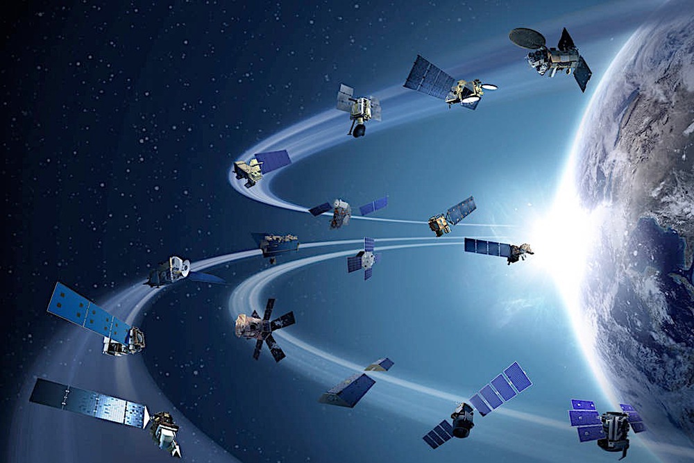Báo động tình trạng ô nhiễm ánh sáng do hàng nghìn vệ tinh quay quanh Trái Đất - Ảnh 1.