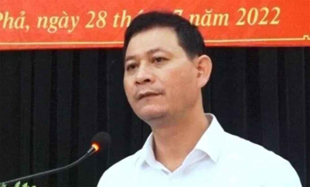Khai trừ Đảng nguyên chủ tịch phường bảo kê nuôi trồng thuỷ sản ở Quảng Ninh - Ảnh 1.