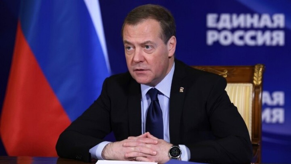 Ông Medvedev: Nếu Đức quyết định bắt ông Putin, đó sẽ là lời tuyên chiến với Nga - Ảnh 1.