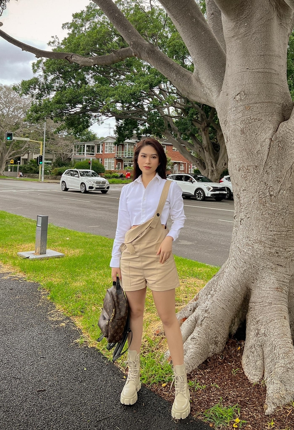 Phản ứng lầy lội của Ngọc Thanh Tâm khi bị hỏi: Có đóng góp gì trong showbiz mà thảm đỏ nào cũng ‘chiếm sóng’?