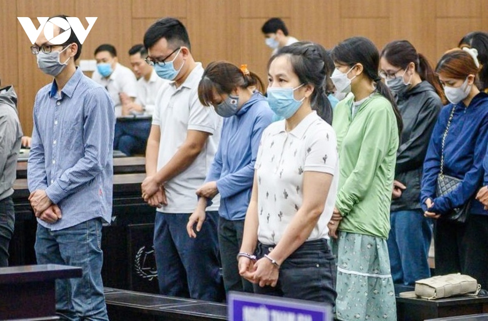 Siêu lừa Nguyễn Thị Hà Thành bị tuyên án chung thân trong vụ chiếm đoạt hơn 433 tỷ - Ảnh 1.
