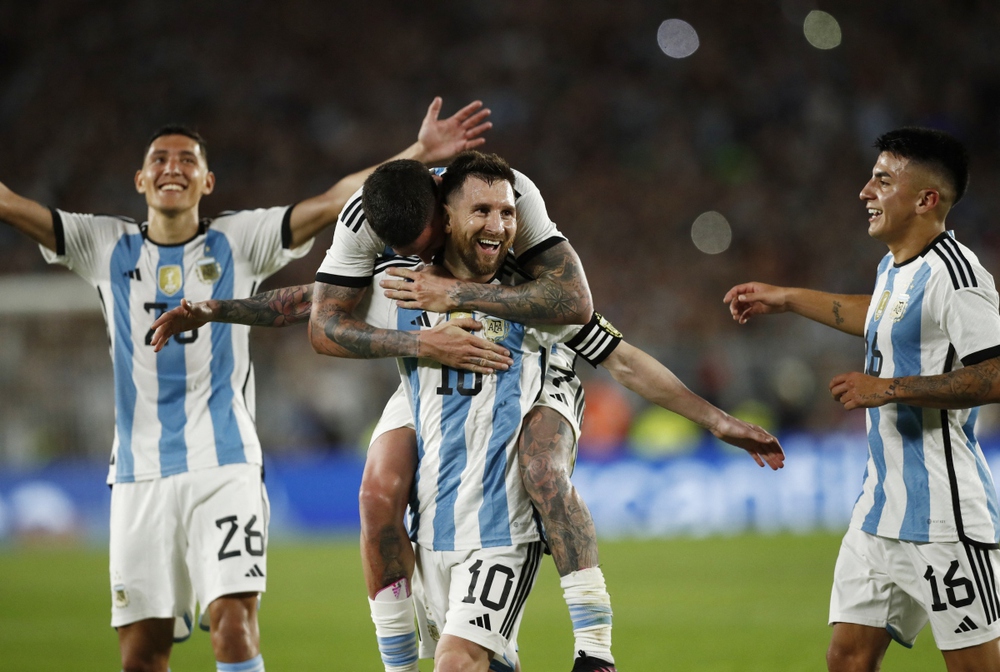 Messi ghi bàn, Argentina thắng trận đầu tiên sau khi vô địch World Cup 2022 - Ảnh 8.