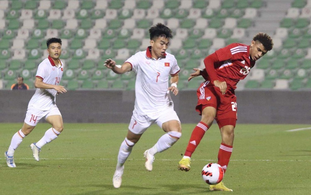 Trực tiếp bóng đá U23 Việt Nam 0-0 U23 UAE: Văn Trường suýt ghi bàn - Ảnh 1.