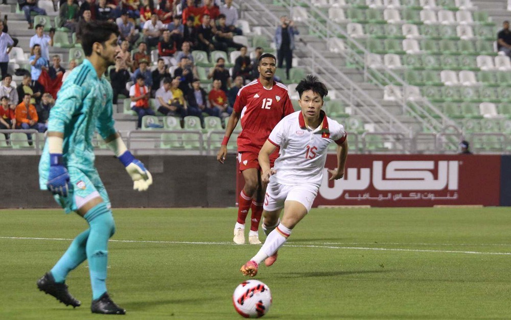 Trực tiếp bóng đá U23 Việt Nam 0-0 U23 UAE: Văn Trường suýt ghi bàn - Ảnh 1.