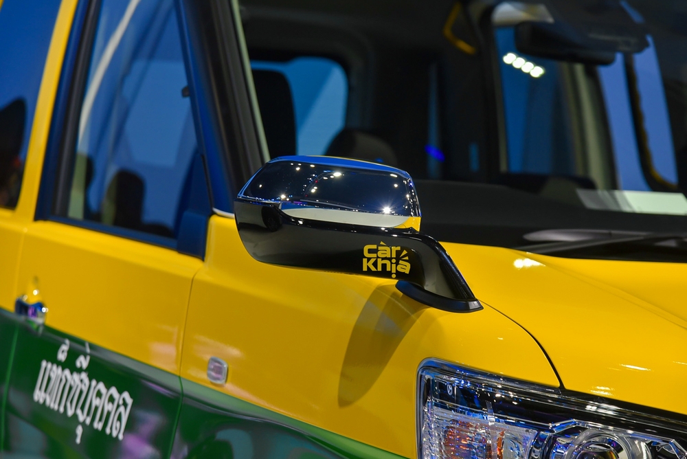 Đây mới là chiếc Toyota taxi thực dụng đến kinh dị, công nghệ an toàn như Camry nhưng không có nổi màn hình giải trí - Ảnh 7.