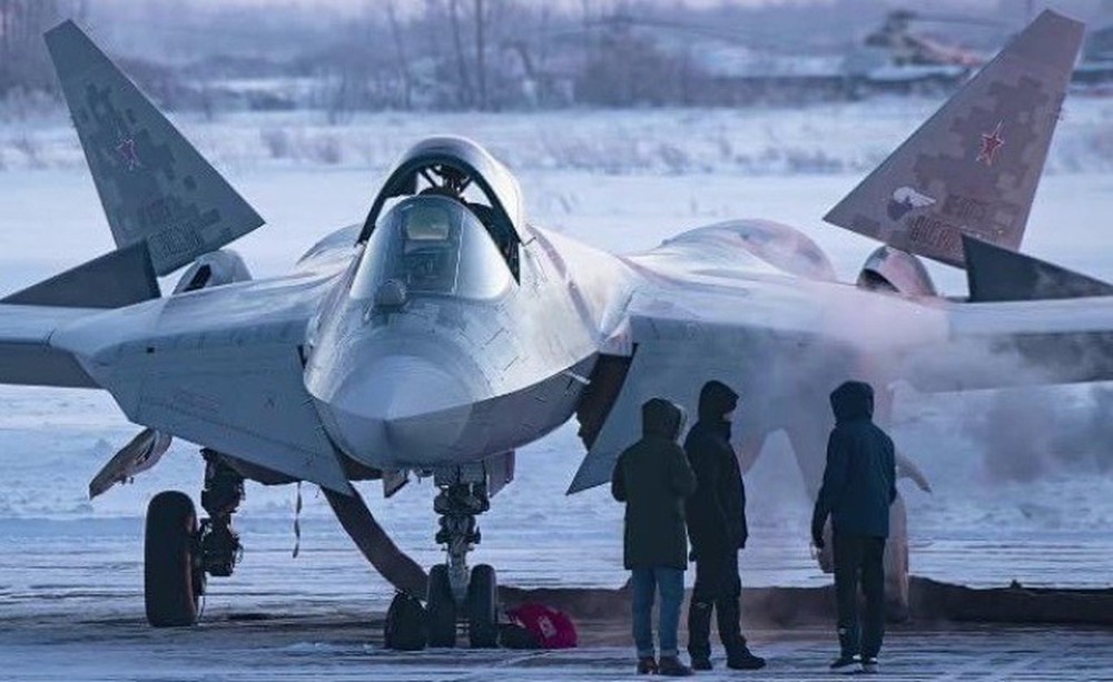 Máy bay NATO săn lùng Su-57 suốt một năm mà không thấy? - Ảnh 1.