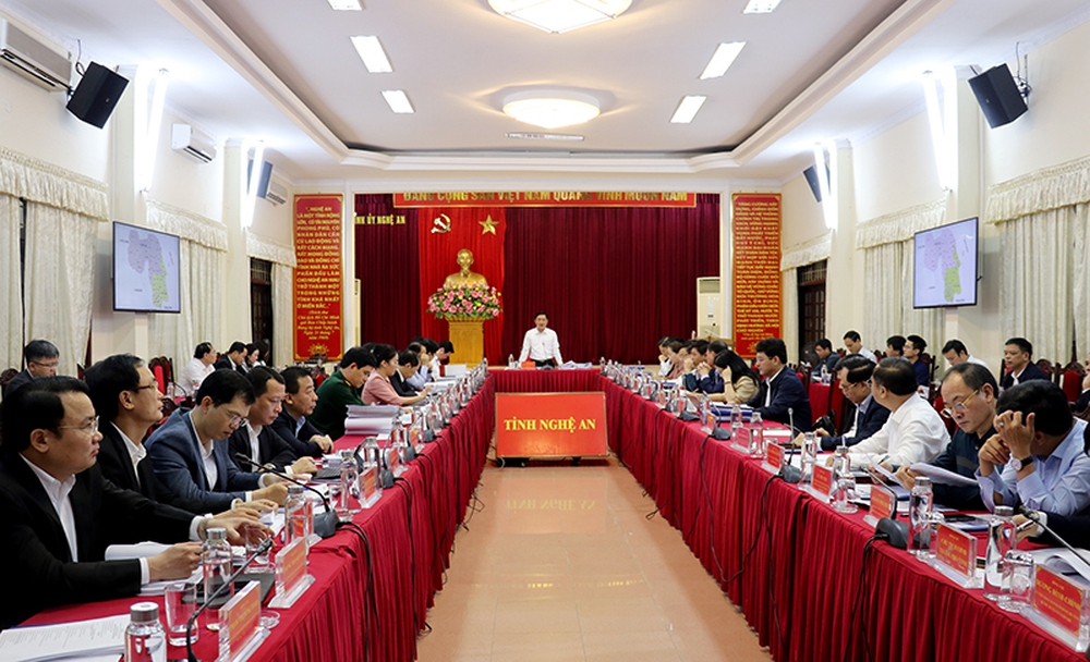 Nghệ An thông qua chủ trương đầu tư siêu dự án thép hơn 1.000 tỷ đồng của Việt Á và đề xuất tăng vốn hơn 2.000 tỷ đồng của VSIP - Ảnh 1.