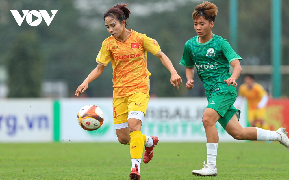 ĐT nữ Việt Nam thua trận đấu tập với quân xanh U15 Phù Đổng - Ảnh 5.