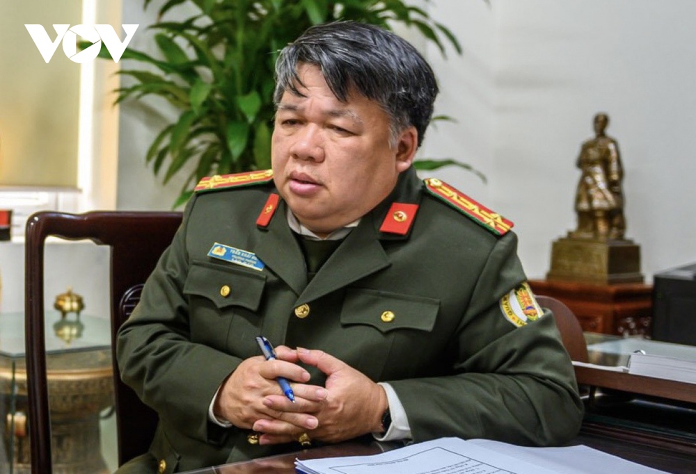 Làm hộ chiếu gắn chíp điện tử tuyệt đối không nhờ người lạ, dịch vụ khai hộ