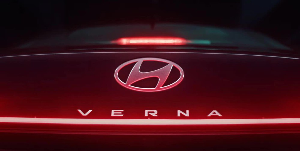 Hyundai Accent 2024 lần đầu hé lộ hàng ghế sau: Rộng rãi và đã có bệ tỳ tay - Ảnh 2.