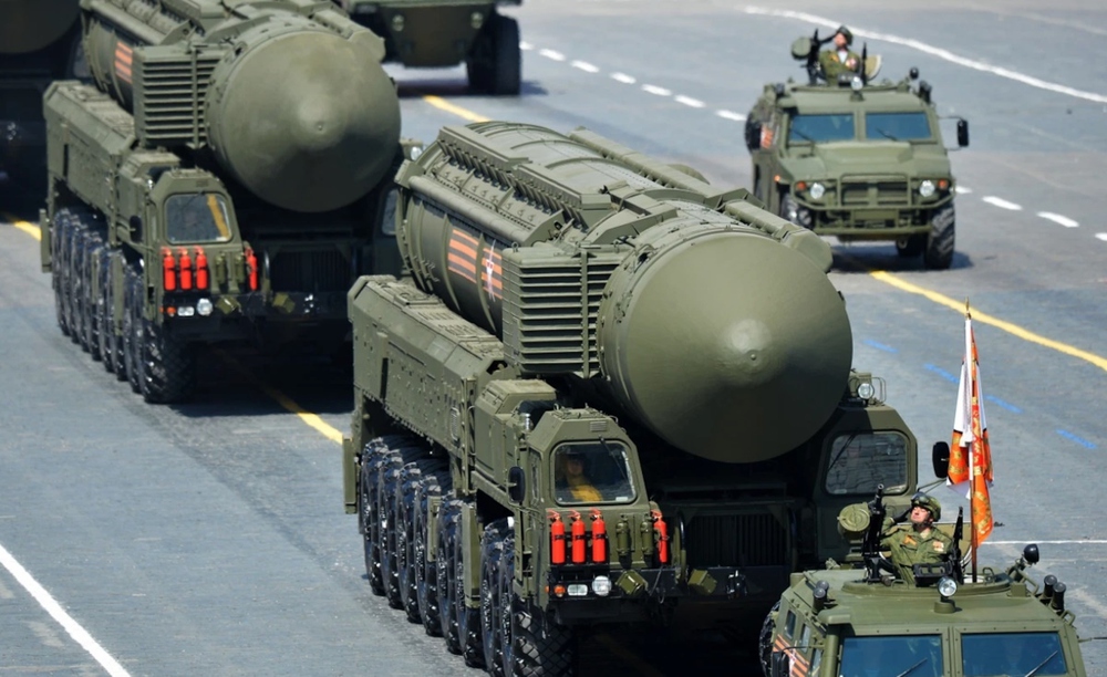Phương Tây rúng động trước kế hoạch triển khai vũ khí hạt nhân của Nga tại Belarus - Ảnh 1.
