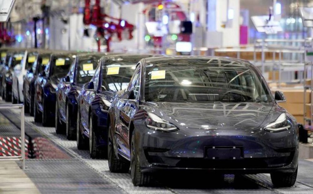 "Ông trùm" pin xe điện mà BMW, Tesla kiềng nể còn VinFast đã nhanh tay ký kết: Cú bật nhảy vượt qua Nhật Bản!