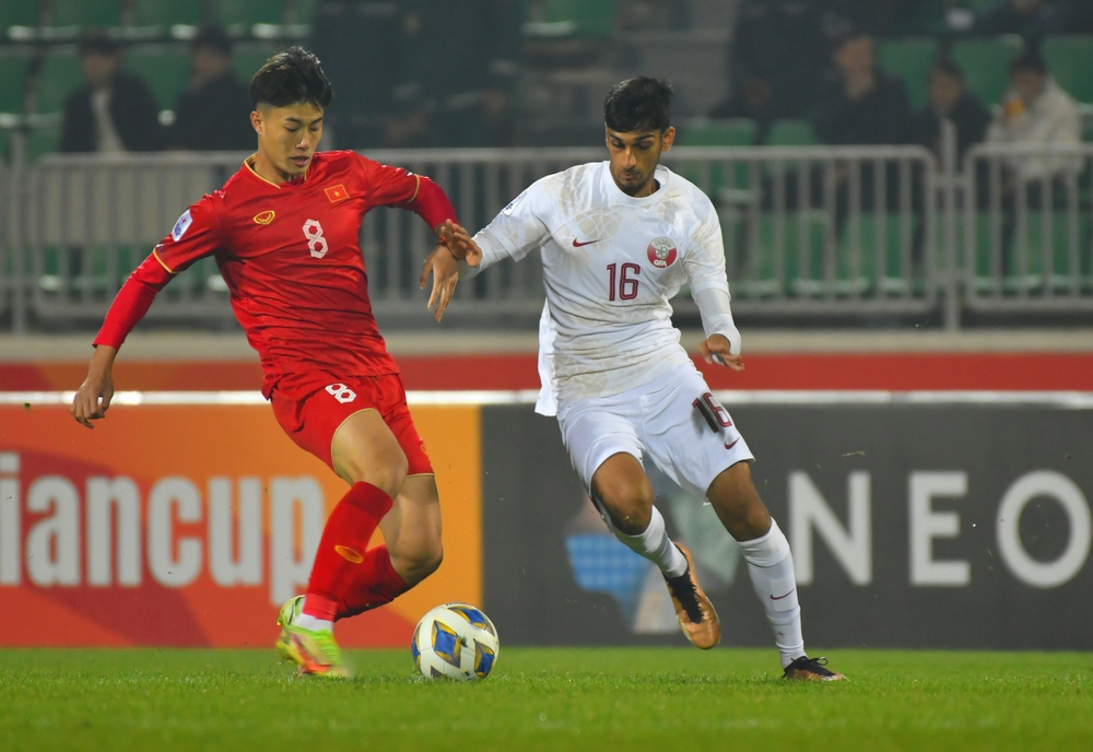 Trực tiếp U20 Việt Nam 0-0 U20 Qatar: Sức ép nghẹt thở - Ảnh 1.