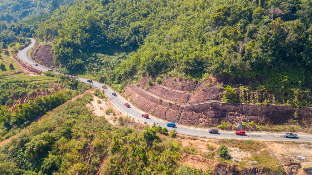 Đoàn xe Jeep phá đảo cung đường TP.HCM - Đà Lạt: Đi trên đồi núi dễ như trên quốc lộ - Ảnh 7.