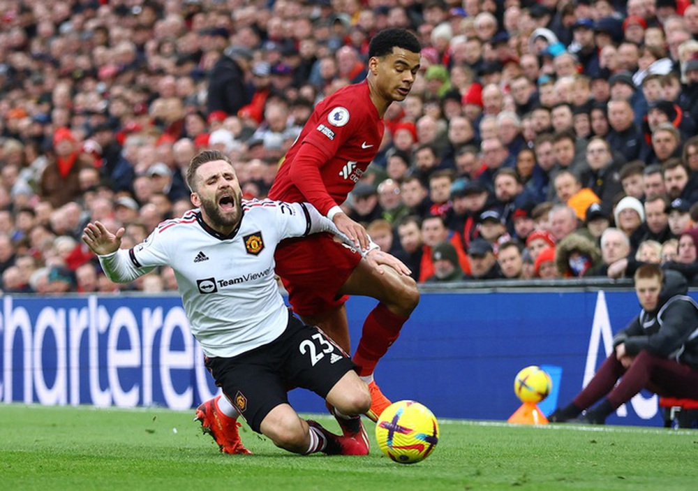 Man United từng nhận thất bại nặng hơn trận thua 0-7 trước Liverpool? - Ảnh 2.