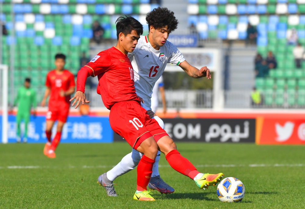 TRỰC TIẾP U20 Việt Nam 1 - 1 U20 Iran: Khuất Văn Khang lập công - Ảnh 1.