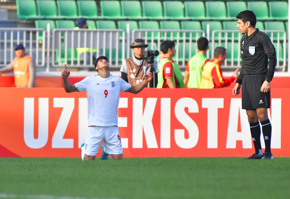 TRỰC TIẾP U20 Việt Nam 1 - 2 U20 Iran: Thử thách cực đại - Ảnh 1.