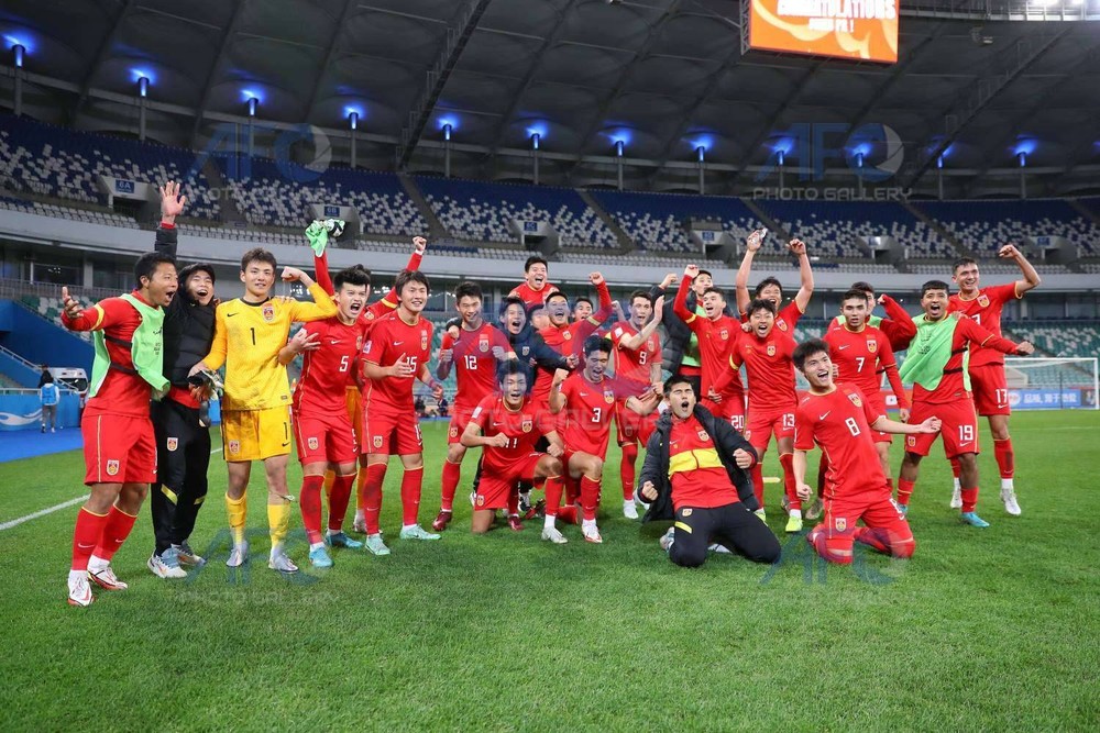 ‘U20 Trung Quốc không có tài năng đặc biệt, kỹ năng cơ bản kém, nhưng đã thắng nhờ sự chăm chỉ’ - Ảnh 2.
