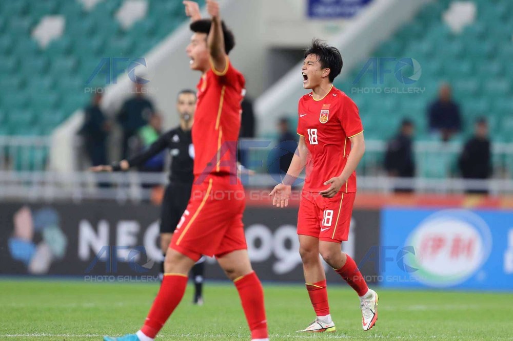 ‘U20 Trung Quốc không có tài năng đặc biệt, kỹ năng cơ bản kém, nhưng đã thắng nhờ sự chăm chỉ’ - Ảnh 3.