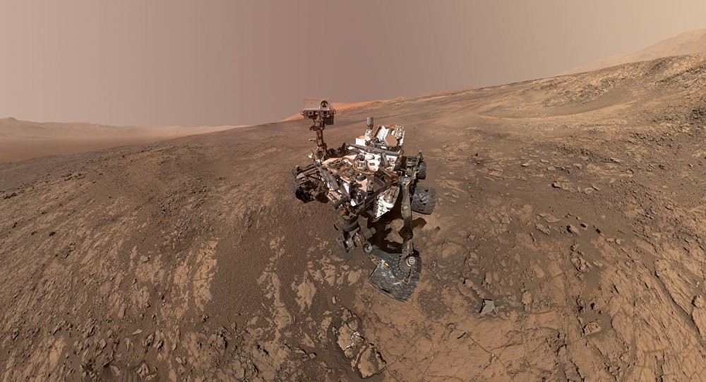 NASA: Xe tự hành Curiosity lần đầu chụp được ảnh tia Mặt Trời trên Sao Hỏa - Ảnh 1.