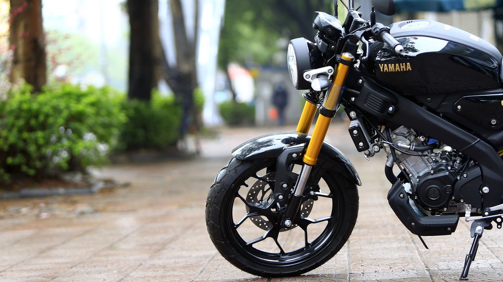Thế giới 2 bánh: 10 điều cần biết về Yamaha XS155R so với đối thủ Honda CB150R Streetster - Ảnh 6.