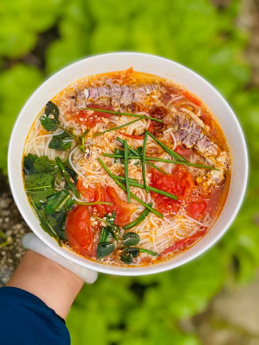 ‘Mẹ ơi con muốn ăn sáng ở nhà’ – Nghe bé nói, mẹ giật mình nhận ra cách dạy con sai lầm