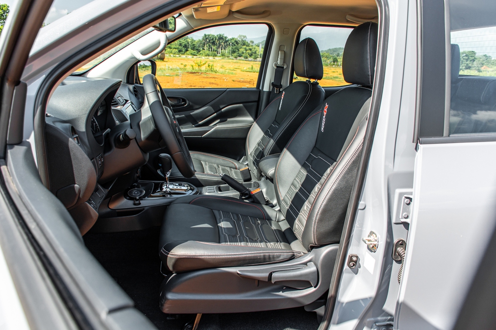 Nissan Navara giảm sâu chưa từng thấy: Giá thấp nhất chỉ còn 634 triệu đồng, gồng mình đấu Ford Ranger - Ảnh 11. Nissan Navara giảm sâu chưa từng thấy: Giá thấp nhất chỉ còn 634 triệu đồng, gồng mình đấu Ford Ranger - Ảnh 11.