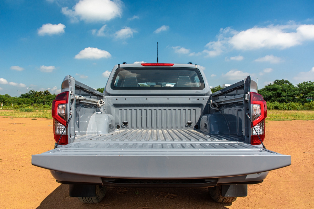 Nissan Navara giảm sâu chưa từng thấy: Giá thấp nhất chỉ còn 634 triệu đồng, gồng mình đấu Ford Ranger - Ảnh 9. Nissan Navara giảm sâu chưa từng thấy: Giá thấp nhất chỉ còn 634 triệu đồng, gồng mình đấu Ford Ranger - Ảnh 9.