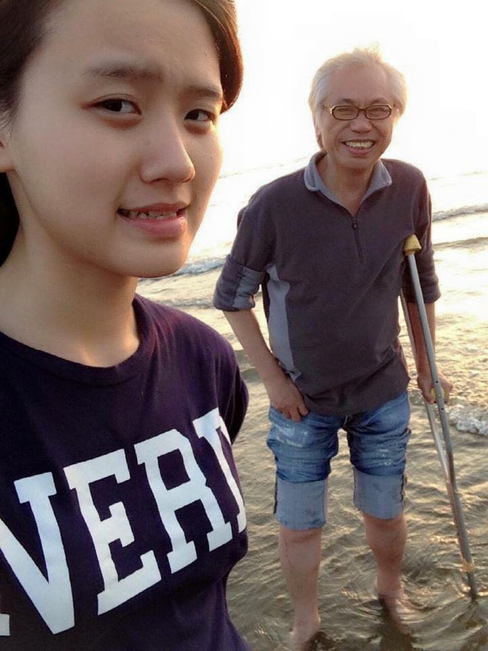 1 thập kỷ yêu đương đầy sóng gió của cặp đôi ‘ông cháu’ lệch tới 40 tuổi