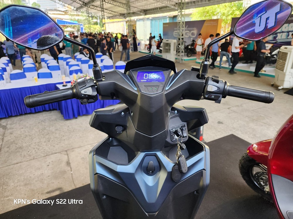 Hãng bồn nước nổi tiếng Việt Nam nhảy sang làm xe máy điện: Nhái Vario, giá 45 triệu đồng, khó đấu VinFast - Ảnh 10.