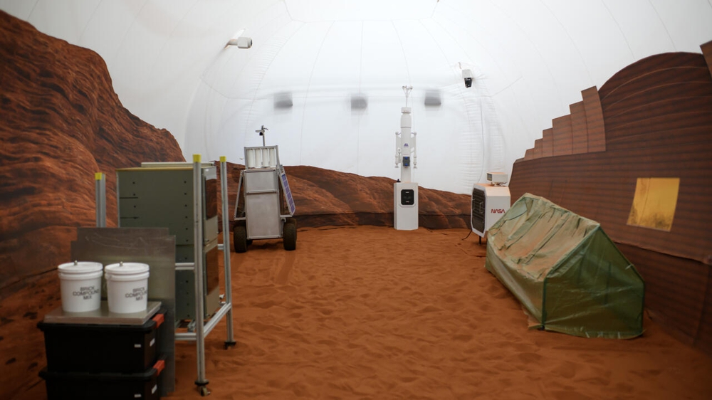 NASA ra mắt căn nhà mô phỏng sao Hỏa, mời người sống thử 1 năm - Ảnh 1.