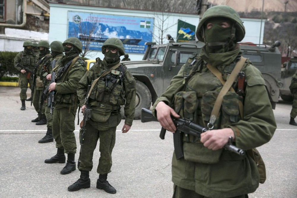 Chính sách phi lý đối với bán đảo Crimea đã đẩy Kyiv vào bẫy - Ảnh 1.