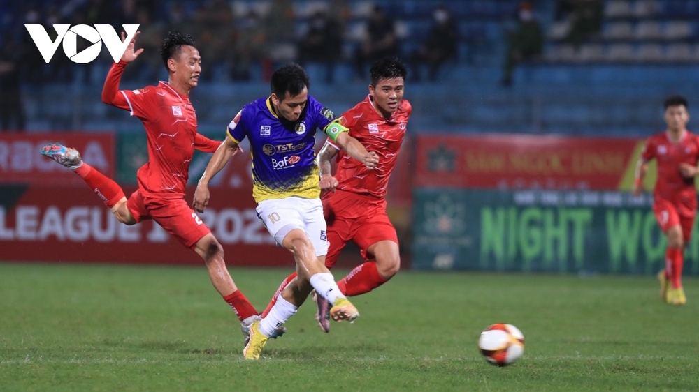 Trực tiếp Hà Nội FC 2 - 0 Hải Phòng FC: Văn Quyết lập cú đúp - Ảnh 3.