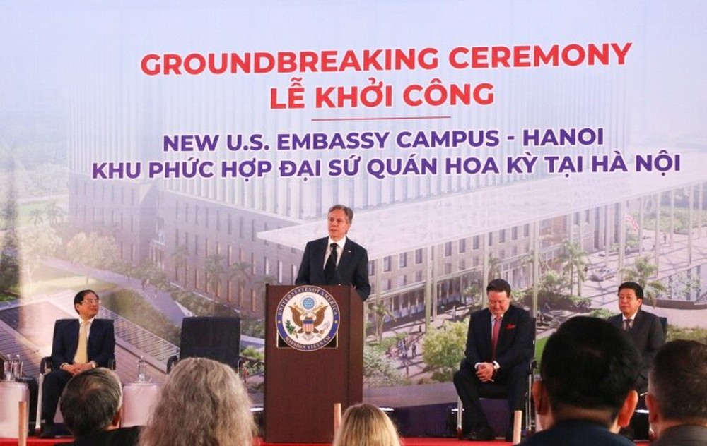 Ông Blinken làm lễ khởi công đại sứ quán 1,2 tỷ USD tại Hà Nội - Ảnh 1.
