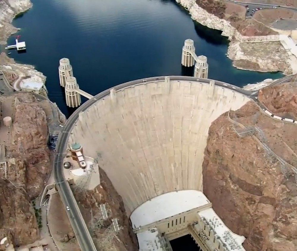 Tại sao đập Hoover được coi là công trình vĩ đại của nước Mỹ? - Ảnh 1.