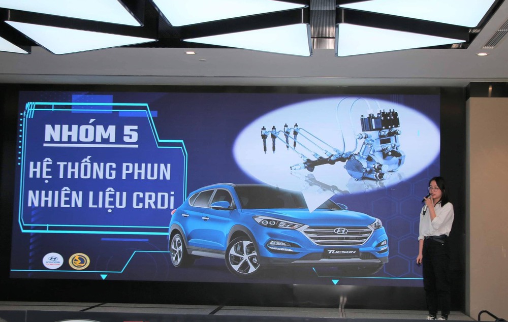 Cô gái cãi lời bố mẹ học ngành Cơ khí ô tô, ra trường ai cũng phải ‘ngả mũ thán phục’