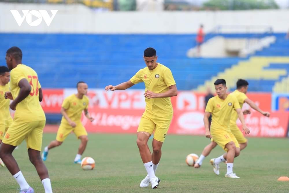 TRỰC TIẾP V-League 2023: Hà Nội FC và Thanh Hóa cạnh tranh ngôi đầu bảng - Ảnh 4.