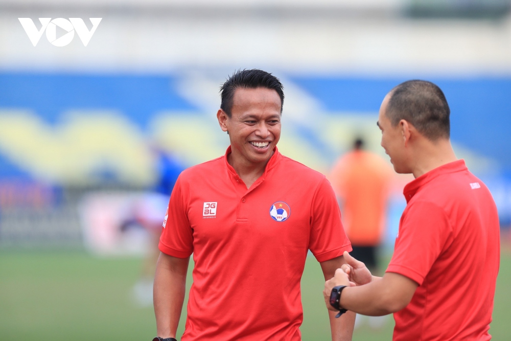 TRỰC TIẾP V-League 2023: Hà Nội FC và Thanh Hóa cạnh tranh ngôi đầu bảng - Ảnh 3.