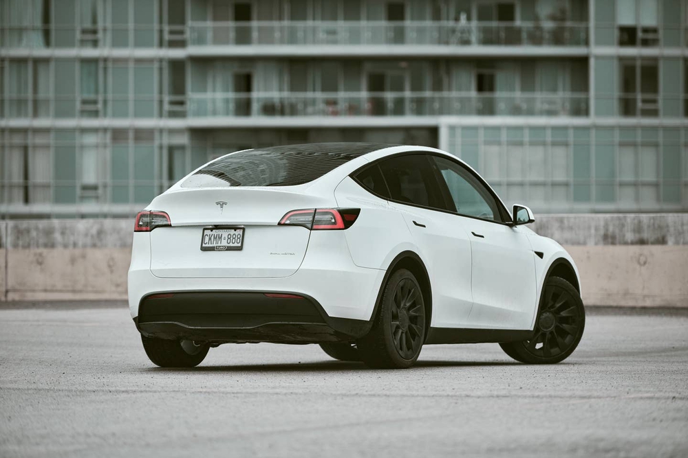 Mua VinFast VF8 ở Mỹ được hoàn 7.500 USD tiền mặt – Vì sao ‘nửa số Tesla’ không thể làm được?