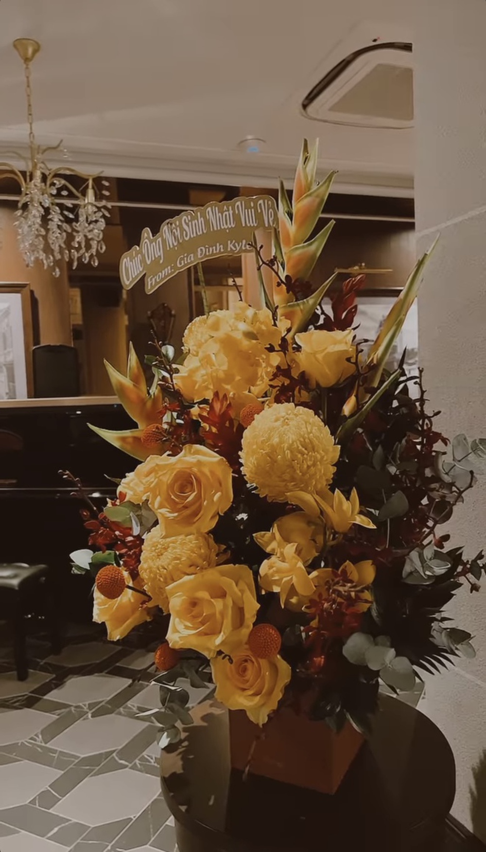 Dâu hào môn Primmy Trương hiếm hoi lắm mới để lộ mối quan hệ với phía nhà chồng, khéo léo cỡ này không được cưng mới lạ!