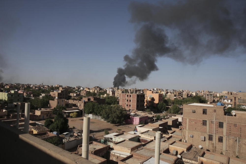 BREAKING NEWS: Đại sứ quán Pháp tại Sudan bị tấn công - Ảnh 1.