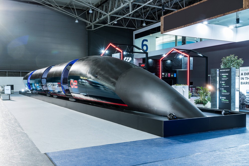 Trung Quốc hiện thực hóa ý tưởng tàu siêu tốc điên rồ của Elon Musk: Bay trên mặt đất với tốc độ 1000km/h, nhanh hơn cả máy bay dân dụng - Ảnh 2.