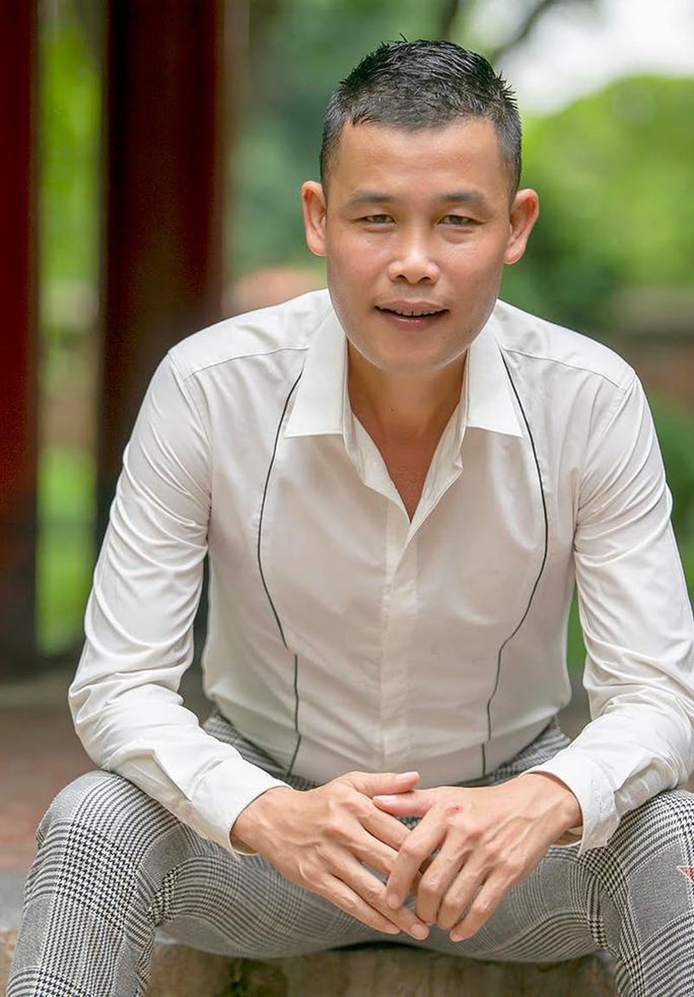 Showbiz Việt: Những nghệ sĩ khiến dư luận ngỡ ngàng - Ảnh 4.