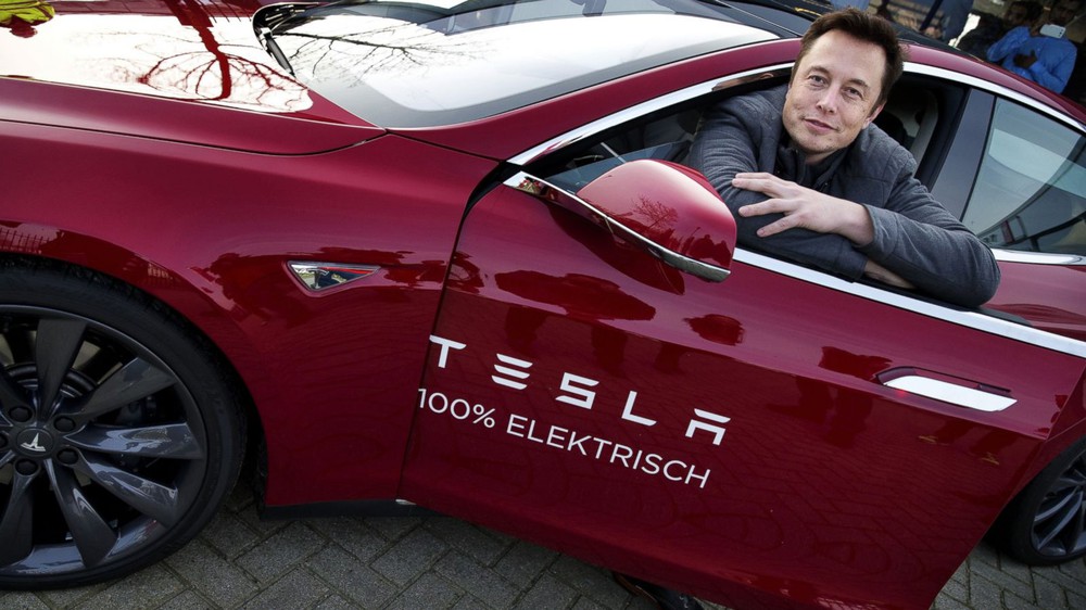 Ô tô ở Việt Nam giảm giá 100 triệu đã là ghê, xe Tesla đã giảm 500 triệu chỉ sau 3 tháng – Elon Musk khùng hay lại một chiến thuật thiên tài của Iron Man? - Ảnh 2.