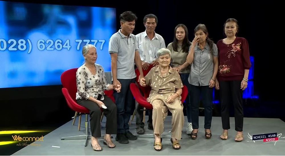 Cậu bé từ rừng già theo chân cha ra phố thăm họ hàng, lỡ chân đi lạc mà “trôi dạt” 40 năm mới đoàn tụ