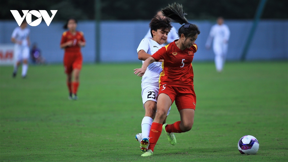 Bóng đá nữ Việt Nam ghi dấu ấn lớn ở giải châu Á, cầu thủ ăn mừng như Ronaldo - Ảnh 11.